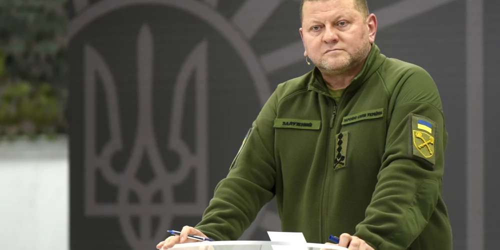 Зеленский уволил главнокомандующего ВСУ Залужного и назвал причину