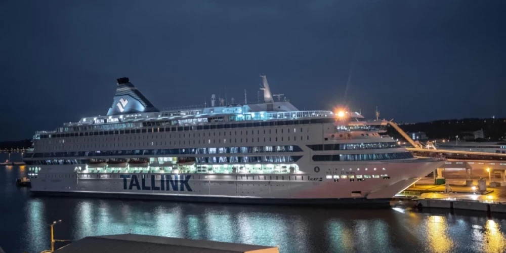 Пассажиры парома Tallink были удивлены, увидев, что в каютах проходит... вечеринка свингеров