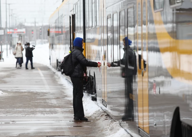 Iespējami vilciena kavējumi posmā Rīga-Jelgava