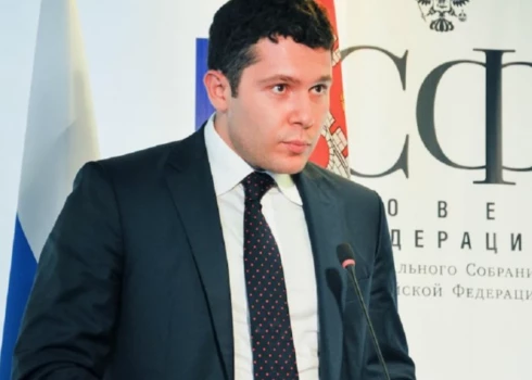 Kaļiņingradas apgabala gubernators Antons Alihanovs (ekrānuzņēmums no "X")