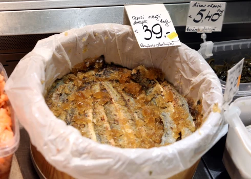 Ar nēģiem neko nevar zināt: vai tos laidīs lidmašīnā, atkarīgs no tā, kādā želejā tie pagatavoti.