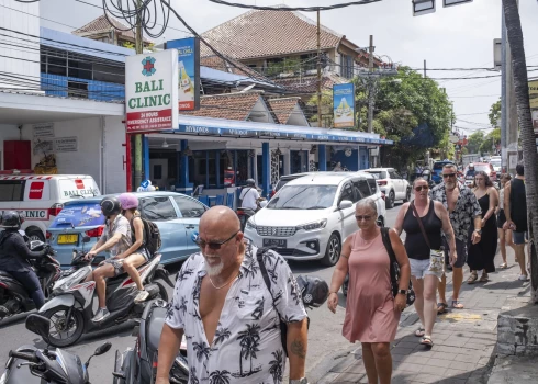Ārzemju tūristiem no Valentīndienas jāmaksā 9 eiro nodoklis, ieceļojot Bali