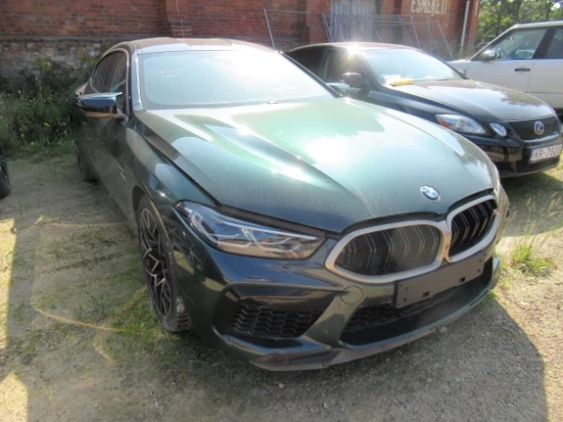 BMW M8 2020 года  - стартовая цена 80 370 евро