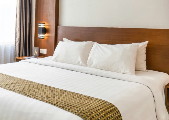 Сон на двух подушках - что по этому поводу говорят народные приметы и врачи