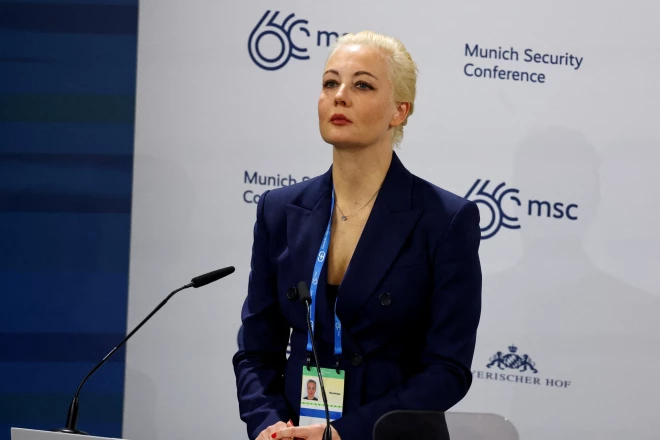 Bojā gājuša Krievijas opozīcijas līdera Alekseja Navaļnija sieva Jūlija Navaļnija Minhenes drošības konfererencē sniegusi pirmos komentārus pēc sava vīra nāves.