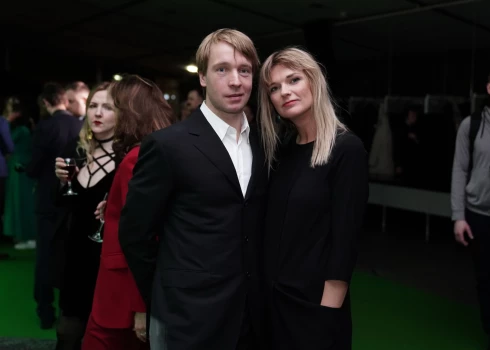 Režisors Staņislavs Tokalovs ar latviešu dokumentālā kino režisori un žurnālisti Lieni Laviņu ir pāris kopš pērnā gada rudens.