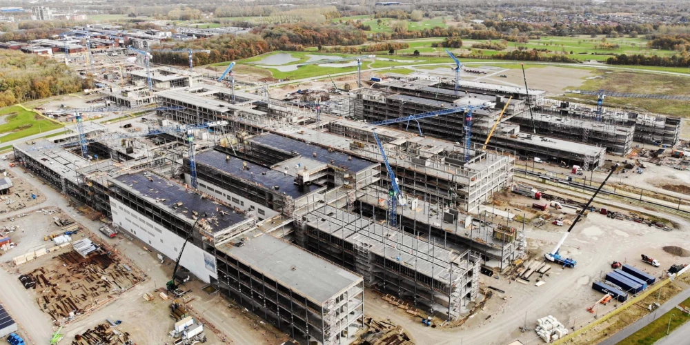 Dānijas lielākās slimnīcas jaunbūvē atklātās sēnītes dēļ ārda sienas. Tādas pašas problēmas kā mūsu “Stradiņos”