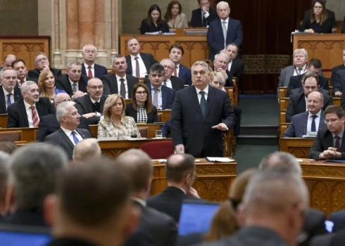 Ungārijas parlaments pirmdien balsos par Zviedrijas pievienošanos NATO