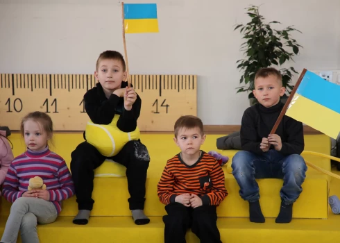 Минобразования хочет, чтобы все украинские дети ходили в латвийские школы: "Нужно интегрироваться в наше общество"