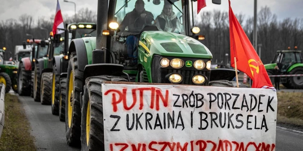 "Ievies kārtību Ukrainā, Briselē un pie mums!": Polijas fermeru vidū izlien Putina fani