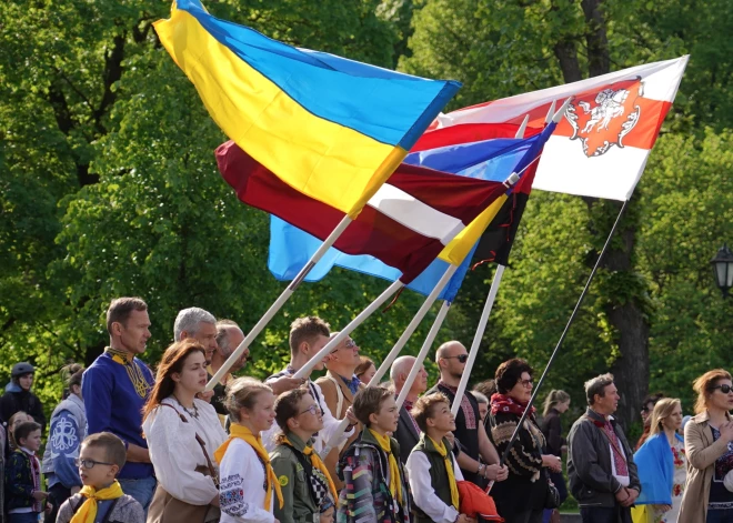 С какими вызовами сталкиваются украинские переселенцы в странах Балтии?