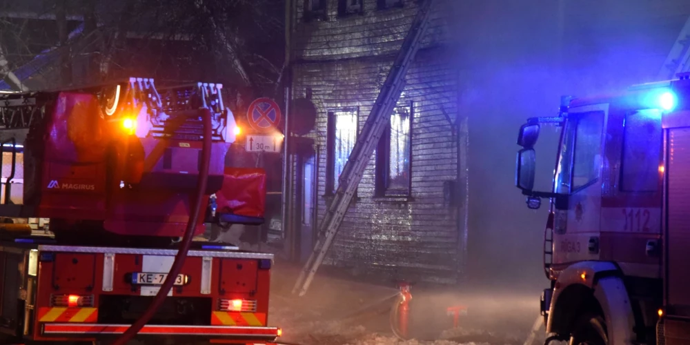 Жуткая ночь в одном из домов Риги: история пожара, который мог закончиться фатально