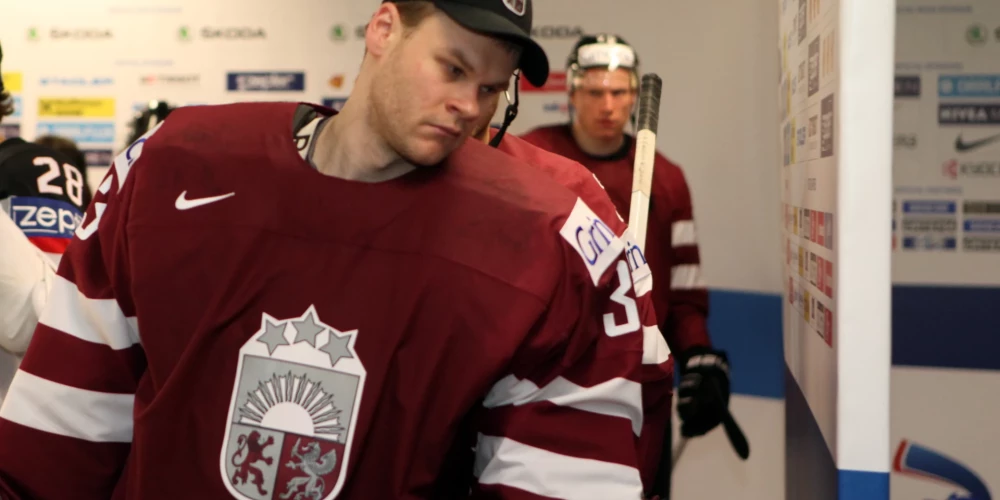 Krievijā spēlējošajiem hokejistiem sociālajos tīklos uzrodas "simtiem aizstāvju"