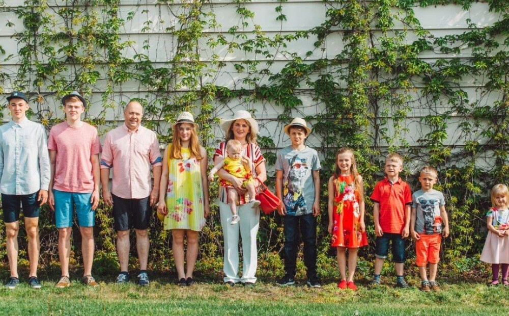Ozolu ģimene no Latvijas izvēlēta par Eiropas Gada daudzbērnu ģimeni 2023
