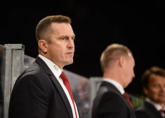 Latvijas hokeja izlases treneru korpusu pamet Artis Ābols; viņa vietā Somijas hokeja leģenda