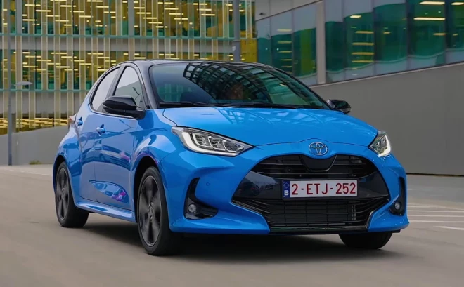 "Yaris" ir pilsētas mašīna, kur arī izpaužas hibrīdiekārtas izslavētā degvielas ekonomija.