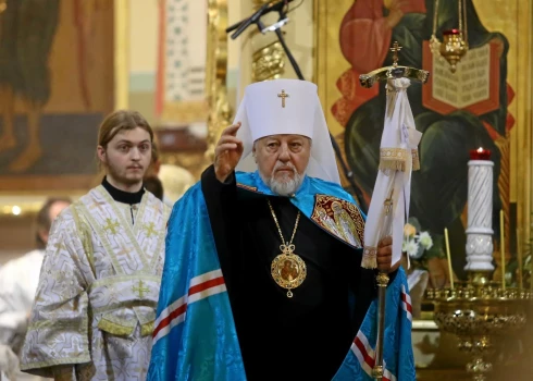 В чьих интересах действует Латвийская православная церковь?