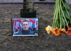 Команда Навального сообщила, что отпевание и похороны политика пройдут 1 марта