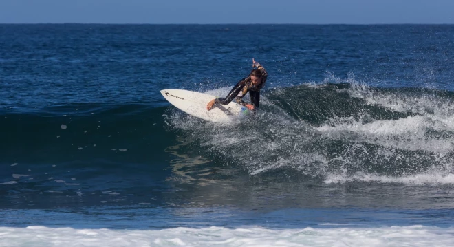 Santa Vēvere pērn kļuva par pirmo Latvijas sportisti, kas piedalījusies "World Surf games".