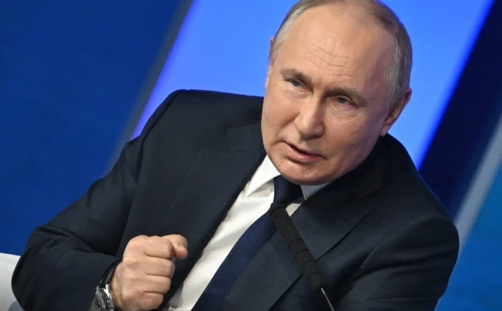Krievijas iestādēs atgriežas Putina partorgi