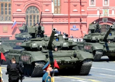 Drauds NATO un Ukrainai: Krievija atjaunos Maskavas un Ļeņingradas militāros apgabalus