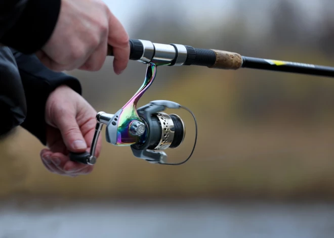 Svarīgas ziņas makšķerniekiem: no šodienas, 1. marta, stājas spēkā izmaiņas makšķerēšanai no laivām, kanālos un caurtecēs