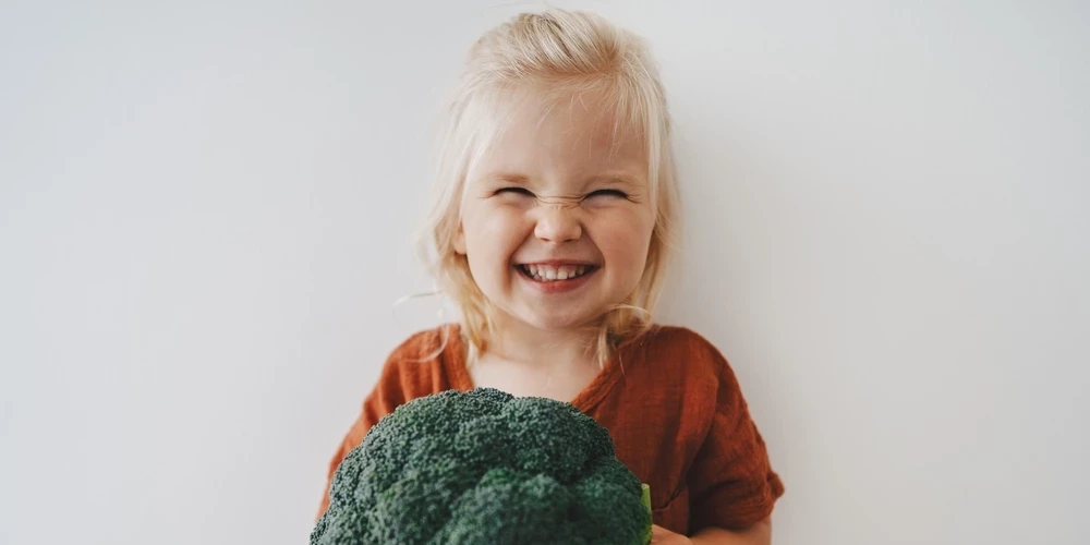 Manam bērnam dārzeņi vispār negaršo! Kā pieradināt bērnu tomēr ēst veselīgi