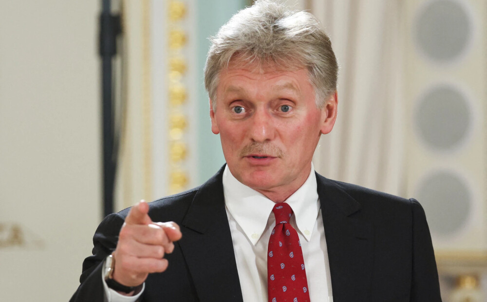 Peskovs: Kremlim nav nekā sakāma Navaļnija ģimenei