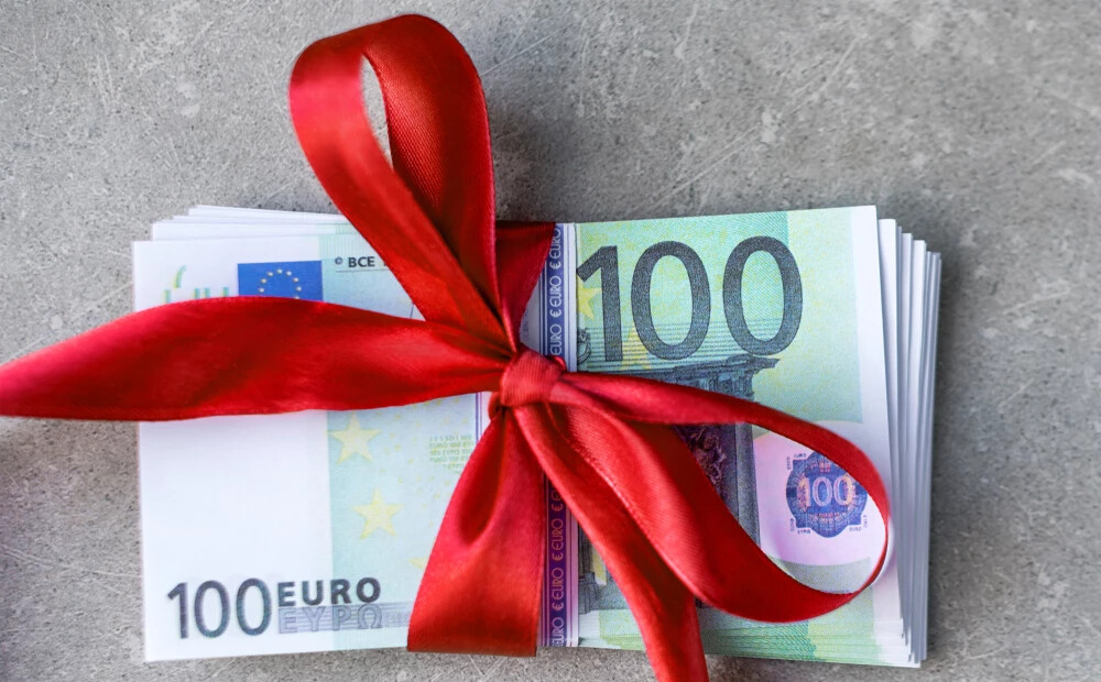 Kļūdas dēļ Lietuvā kāds kļūst ellīgi bagāts - 115 eiro vietā iegūst vairāk nekā 5,5 miljonus eiro