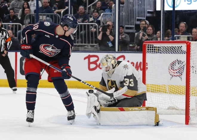 Video: "Blue Jackets" bez Merzļikina pieteikumā pārspēj čempioni "Golden Knights"