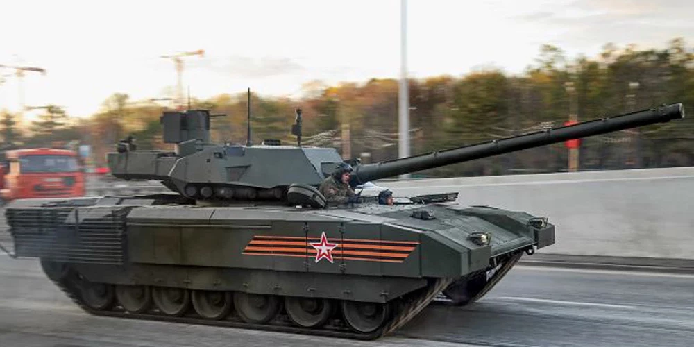 Britu izlūkdienests skaidro, kāpēc Maskava atteikusies nosūtīt tanku "Armata" uz fronti Ukrainā
