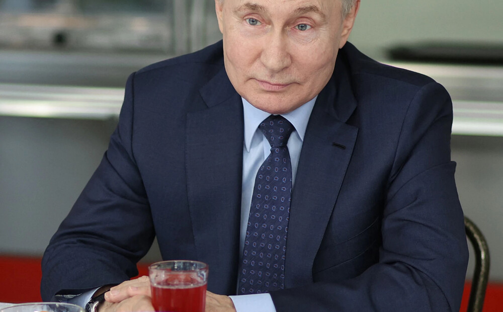 Aiz propagandas priekškara: Putins turpina draudēt ar kodolieročiem