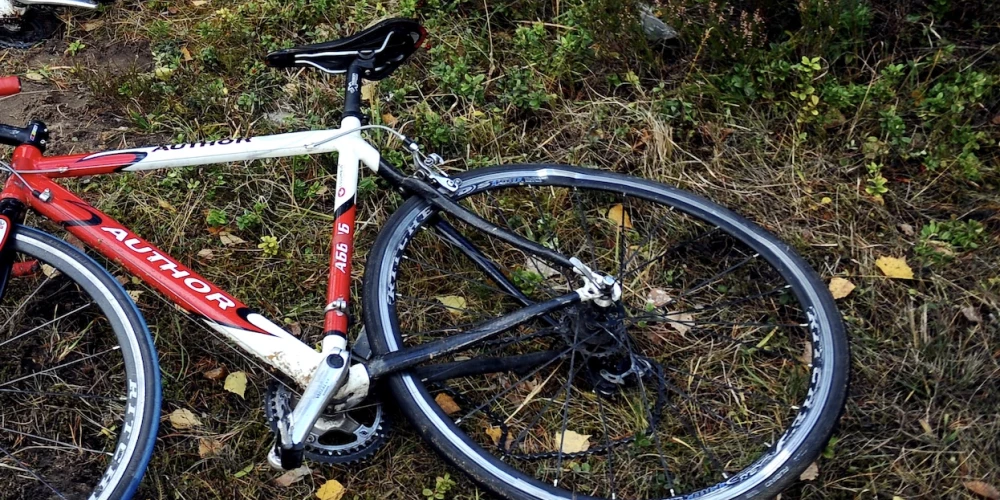Ceļu satiksmes negadījumā Jēkabpils pusē gājis bojā velosipēdists