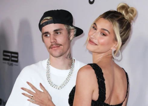 Heilija Bībere un Džastins Bībers.