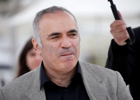 Krievija iekļauj leģendāro šahistu Kasparovu teroristu un ekstrēmistu sarakstā