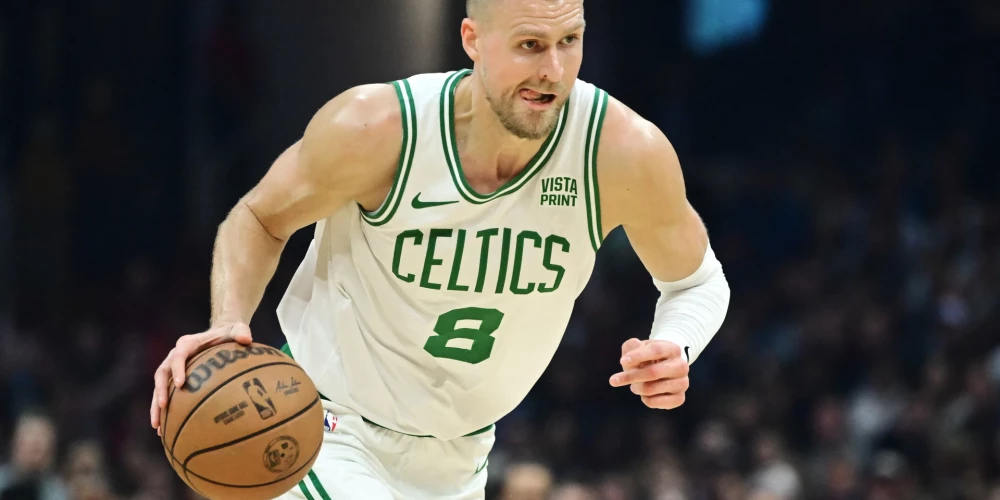 Porziņģis un "Celtics" pirms nākamās sezonas aizvadīs divus pārbaudes mačus Abū Dabī