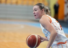 "TTT Rīga" basketbolistes Baltijas līgā izcīna pārliecinošu uzvaru