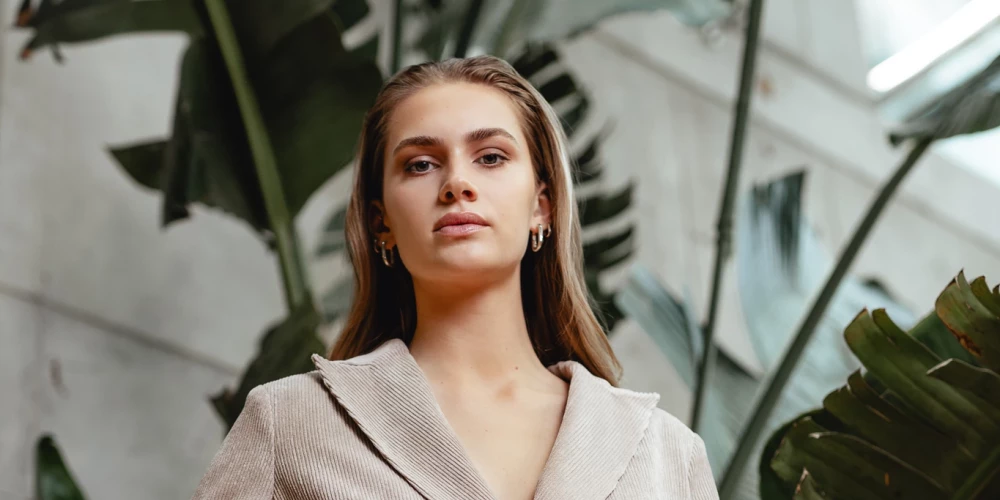 Ivo Nikkolo (dzimis 1958. gada 17. decembrī) ir igauņu mākslinieks un modes dizainers.1986. gadā absolvējis Igaunijas Nacionālo mākslas institūtu kā modes dizainers.Viņš kopā ar Ievu Hansoni izveidojis zīmolu Ivo Nikkolo. Viņi izstrādāja zīmolu deviņdesmitajos gados. Pirmais veikals, kas pārdod preces ar zīmolu Ivo Nikkolo, tika atvērts 1994. gadā Tallinā. Zīmols "Ivo Nikkolo" ir labi zināms arī Latvijā, tas regulāri piedalās Rīgas modes nedēļās.