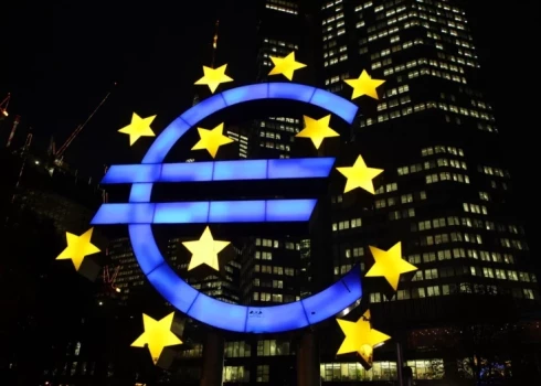 ECB procentlikmes paliek nemainīgas