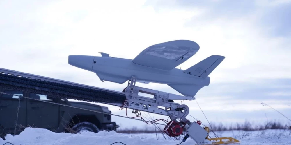 Lielbritānija nosūtīs Ukrainai 10 tūkstošus dronu