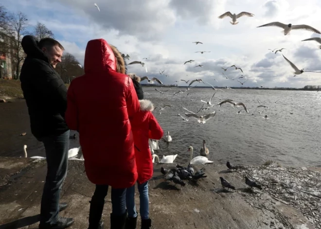 Piektdien saule slēpsies aiz mākoņiem