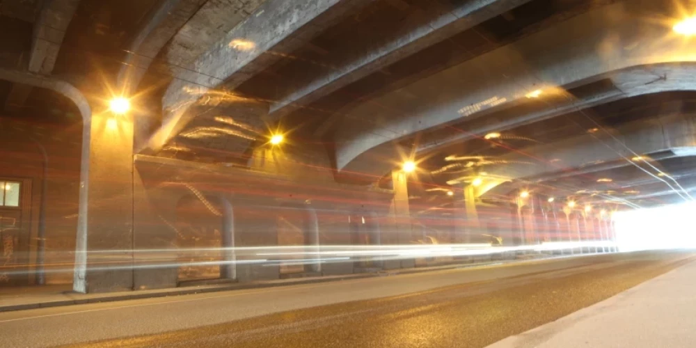 В Риге тоннель под железной дорогой на улице Дзирнаву будет закрыт по ночам