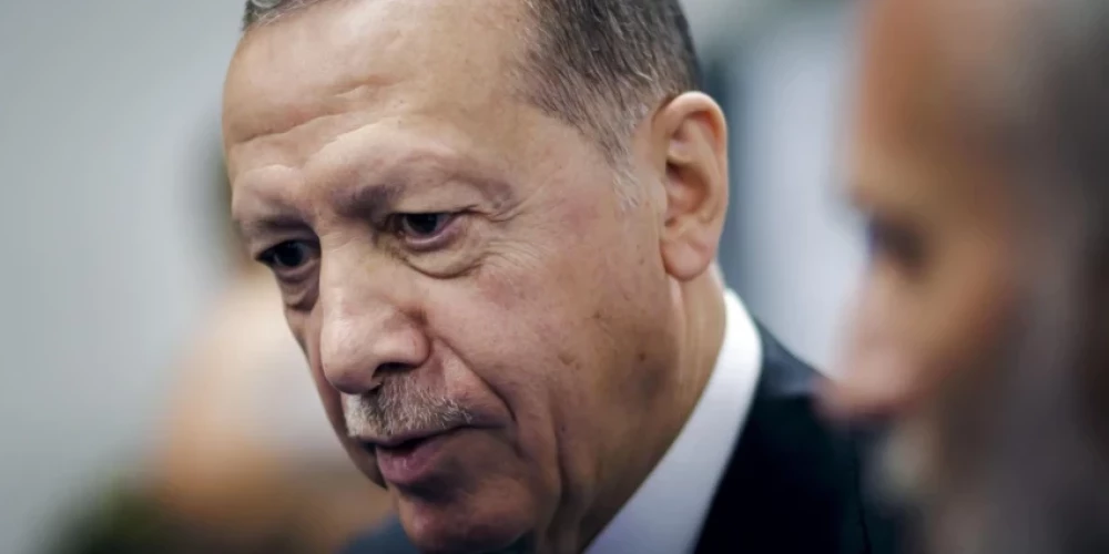 Erdogans netieši norāda uz savas varas beigām