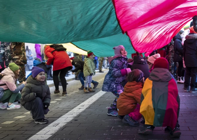 Vienmēr jābūt gataviem aizstāvēt Dzimteni! Lietuva svin neatkarības atjaunošanu