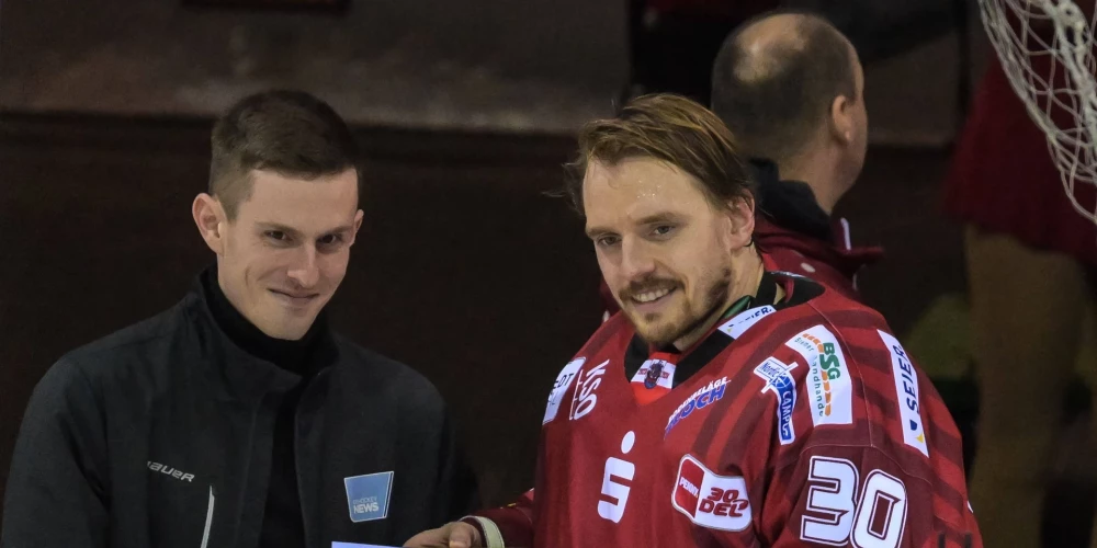 Gudļevskis atzīts par Vācijas hokeja čempionāta pamatturnīra labāko vārtsargu
