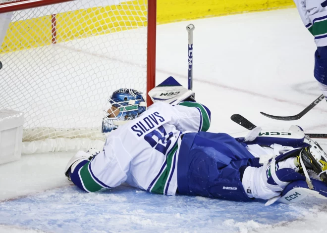 ŠIlovam tuvākajos mačos vieta Vankūveras "Canucks" vārtos vēl neatradīšoties