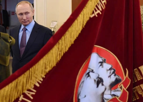 Krievijas prezidenta "vēlēšanās" uzvaru izcīnījis Vladimirs Putins