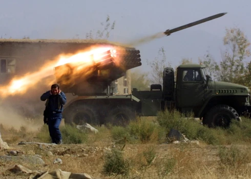 Pakistāna izšāvusi raķetes pret mērķiem Afganistānā