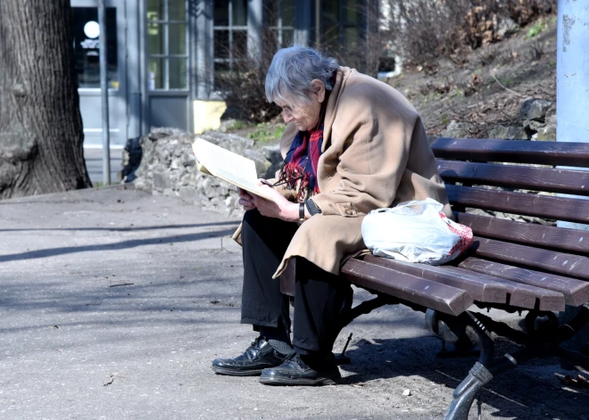 Lielākajai daļai cilvēku nav ne jausmas par pensiju otrajā līmenī sakrājamo summu