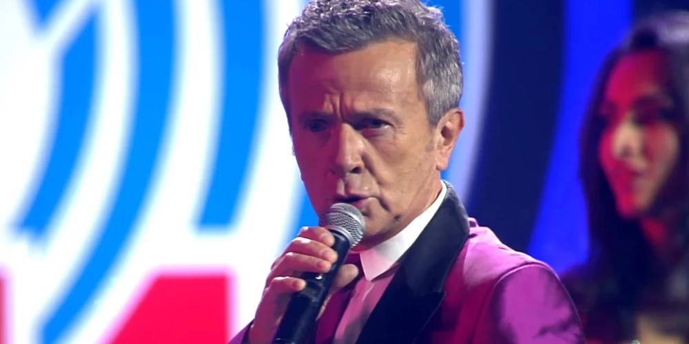 Выступление популярного итальянского певца отменили в Литве - он пел в Кремле